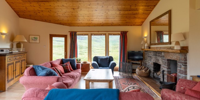 Thrail House - self catering highland accommodation - illustration 4